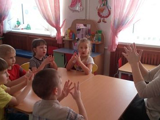 И вновь занятия с учителем -логопедом