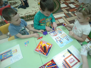 Палочки Кюизенера нас развивают.