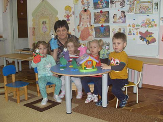 Мы в театр играем