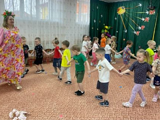 «Путешествие на весеннюю полянку»