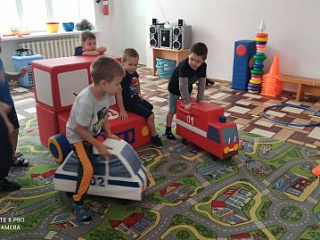 Я б в пожарные пошел - пусть меня научат!