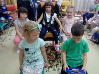 Автокресло – лучше всех игрушек