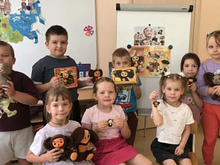 День рождения Чебурашки .