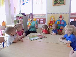 Прививаем любовь к книге у малышей